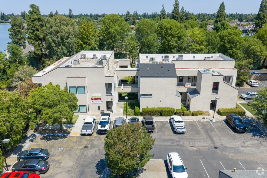More Photos Of 2111 W March Ln, Stockton Office For Lease