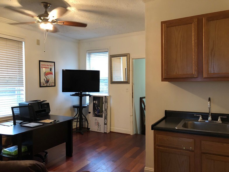 More Photos Of 2031 E Fairmount Ave, Baltimore Storefront Retail Residential For Lease