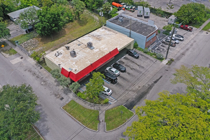 More Photos Of 3870-3890 SW 2nd Ct, Fort Lauderdale Freestanding For Sale