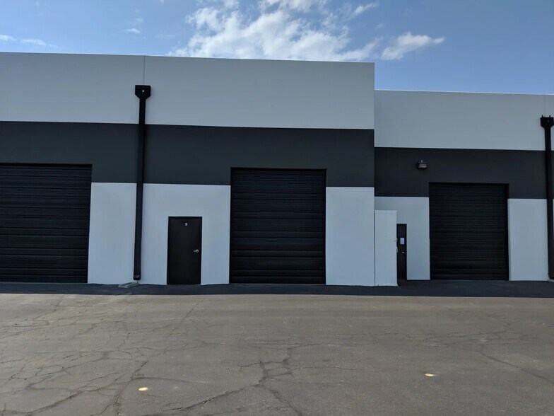 More Photos Of 3414 S 48th St, Phoenix Warehouse For Lease