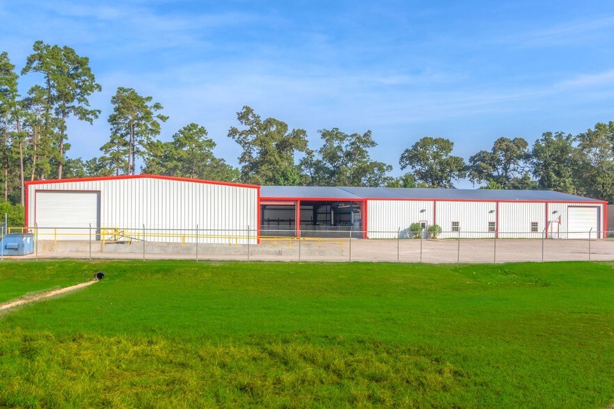 More Photos Of 13939 Old Texaco Rd, Conroe Warehouse For Sale