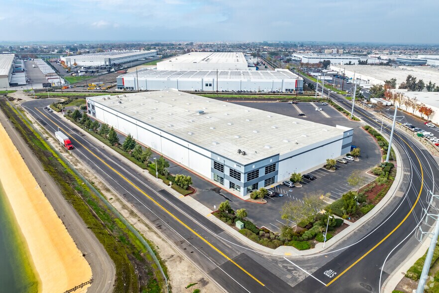 More Photos Of 19107 Christopher Way, Lathrop Manufacturing For Lease