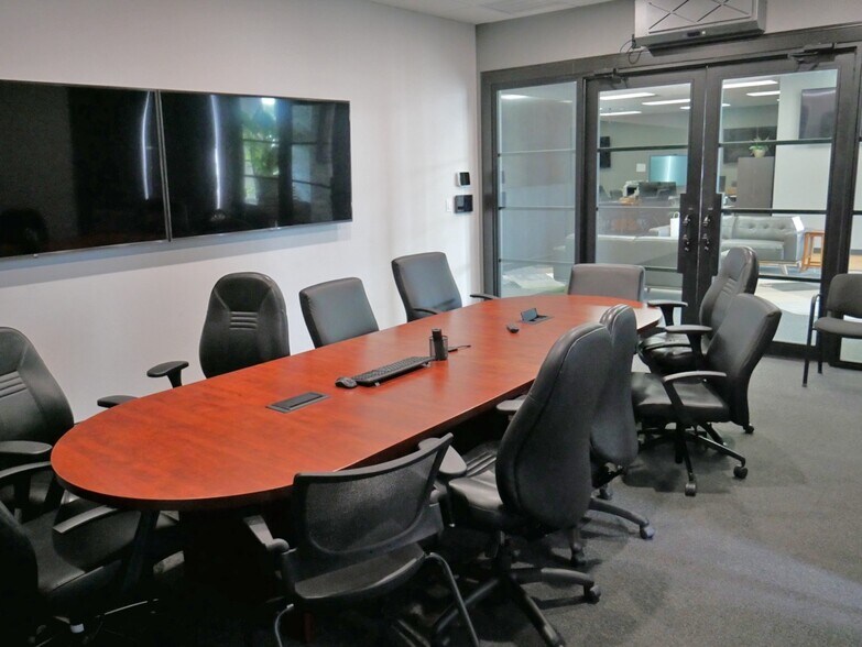 More Photos Of 12223 San Pedro Ave, San Antonio General Retail For Sale