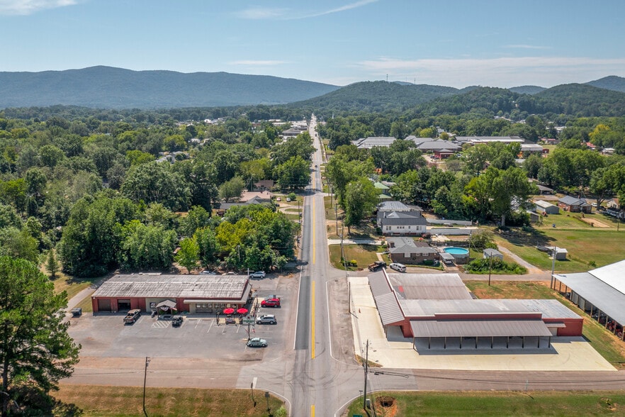 More Photos Of 613 N Main St, Piedmont Restaurant For Sale