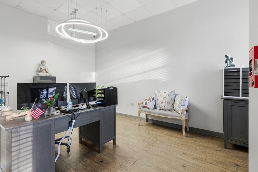 More Photos Of 731-745 Shotgun Rd, Sunrise Light Manufacturing For Sale