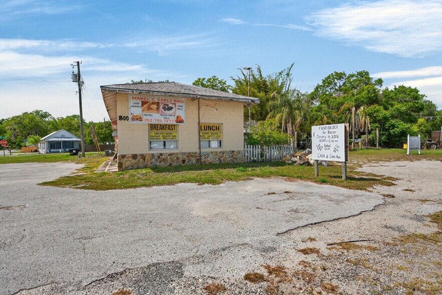 More Photos Of 800 S US 301, Sumterville Restaurant For Sale