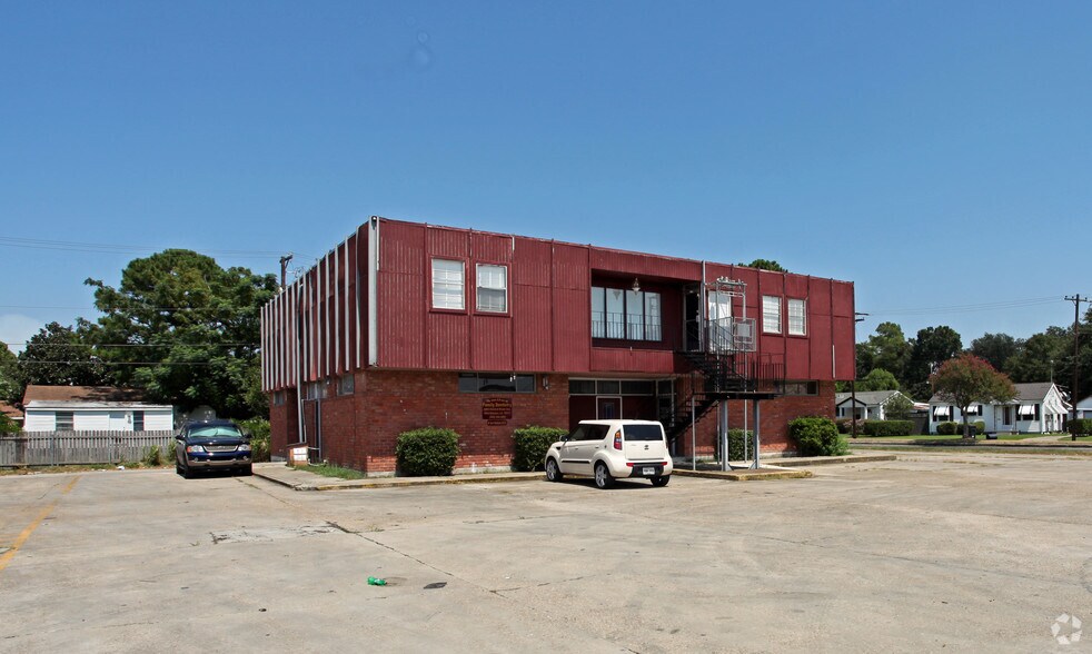 More Photos Of 4800-4854 General Meyer Ave, New Orleans Unknown For Lease