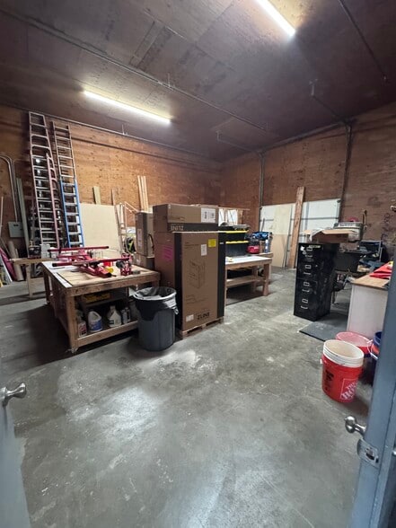 More Photos Of 351 C St, Washougal Industrial For Lease