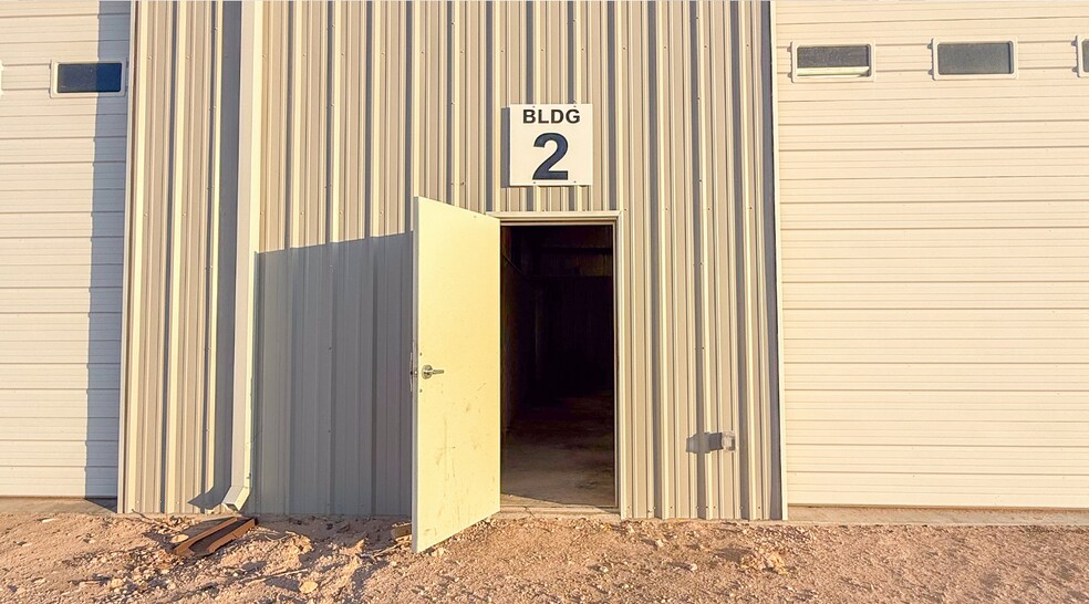 More Photos Of 7010 County 1160 rd, Midland Warehouse For Lease