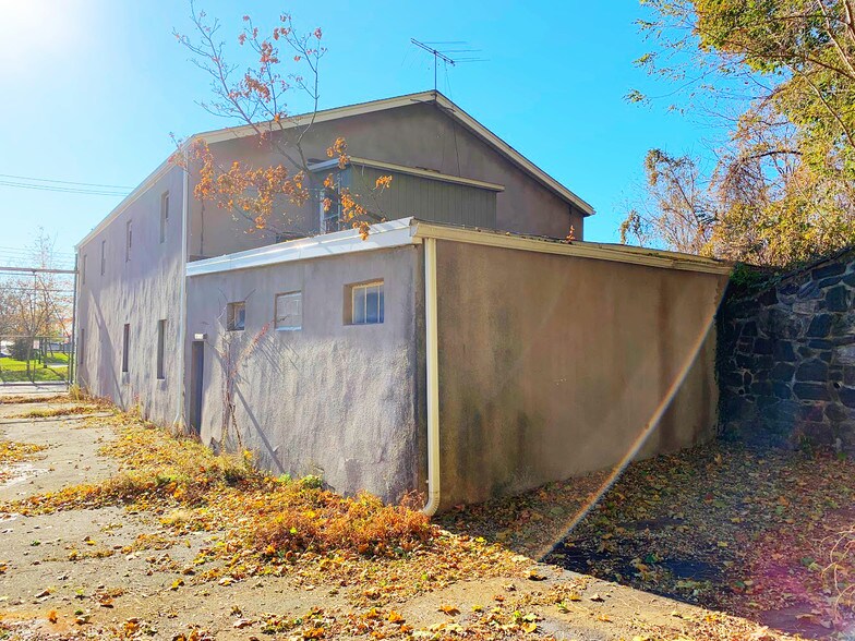 More Photos Of 42 River St, Sleepy Hollow Village Manufacturing For Sale