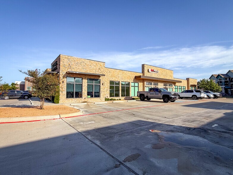 More Photos Of 1348 W US Highway 287 Byp, Waxahachie Office For Lease