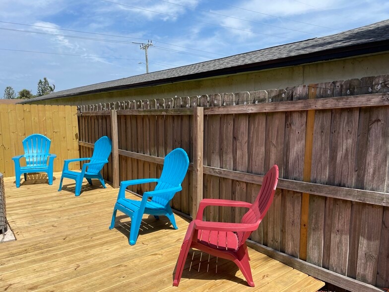 More Photos Of 125 N Brevard Ave, Cocoa Beach Office For Sale