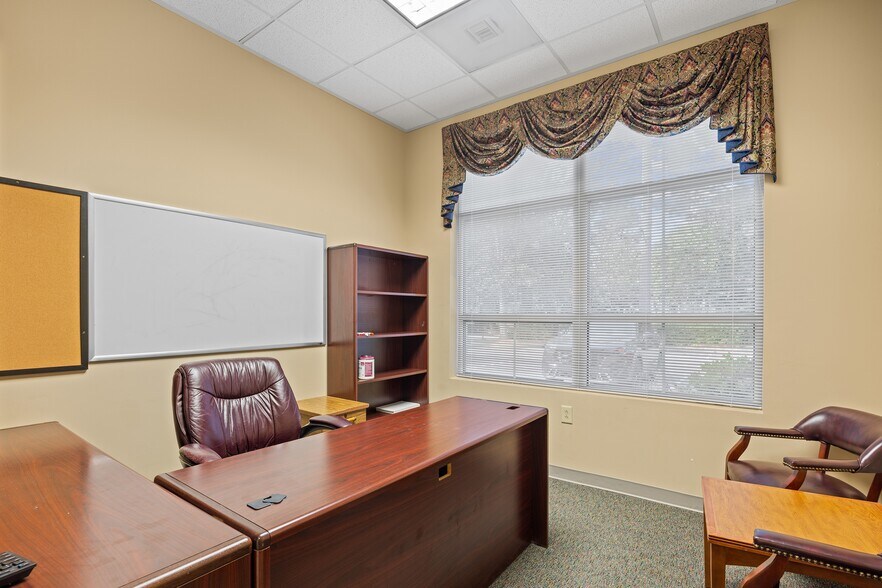 More Photos Of 160 Willbrook Blvd, Pawleys Island Office For Lease