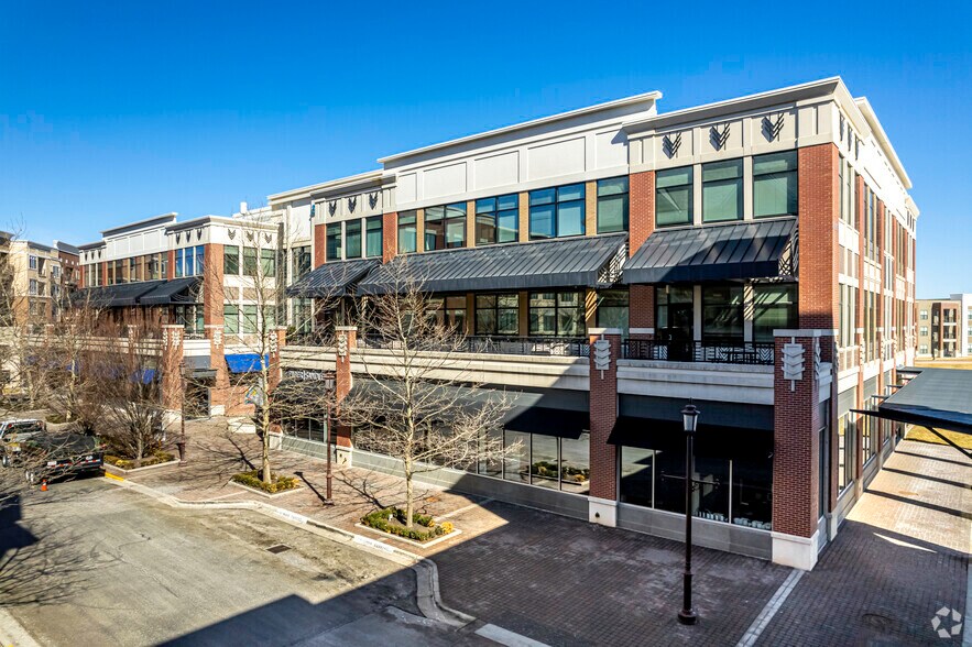 More Photos Of 11625 Rosewood St, Leawood Office For Lease