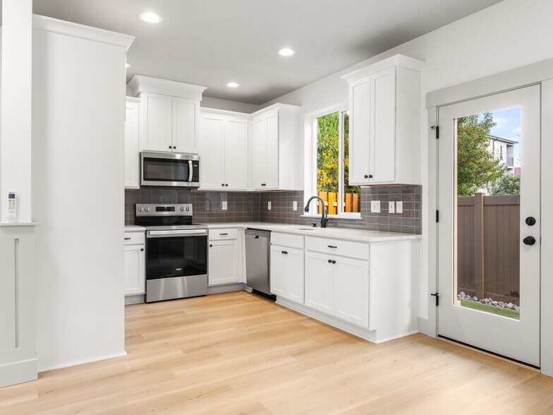 More Photos Of , Portland Specialty For Sale