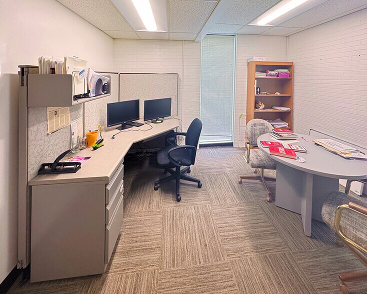 More Photos Of 7400 W 14th Ave, Denver Office For Sale