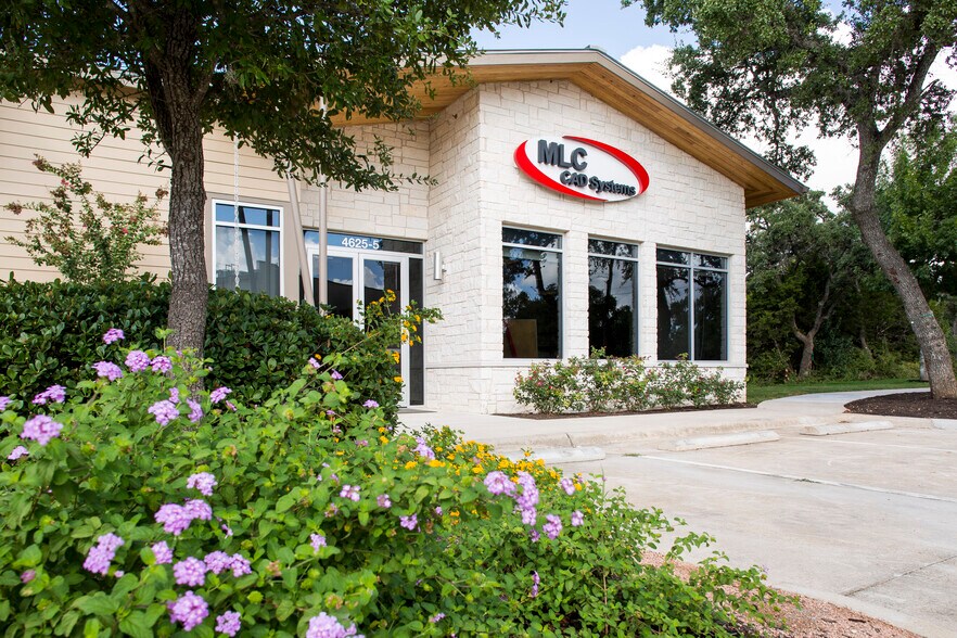 More Photos Of 4625 W William Cannon Dr, Austin Freestanding For Sale