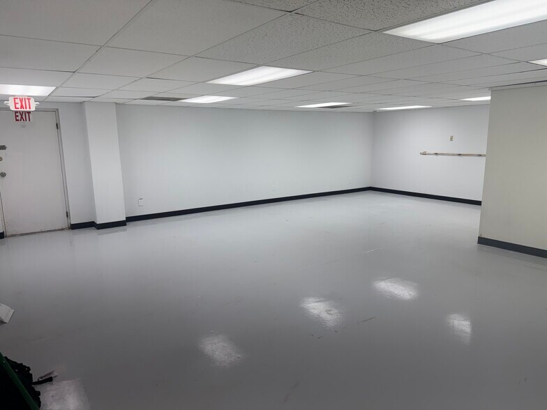 More Photos Of 621 N Grimes St, Hobbs Office For Lease