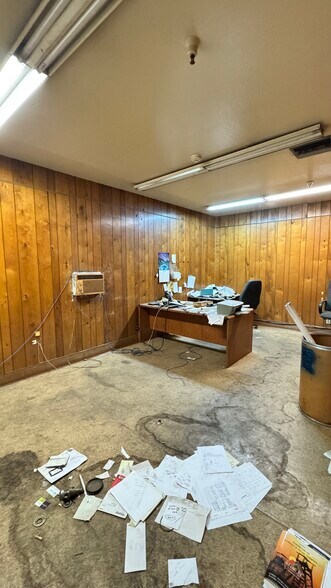 More Photos Of 14305 Cocoa Avenue, Reno Industrial For Sale