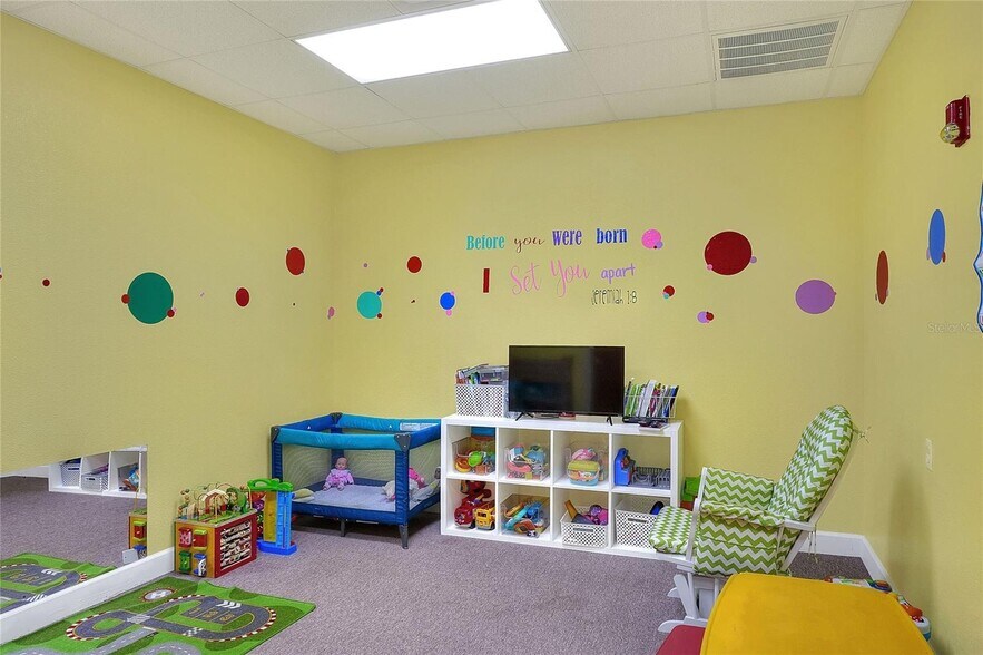 More Photos Of 1503 6th St SE, Winter Haven Storefront Retail Office For Sale