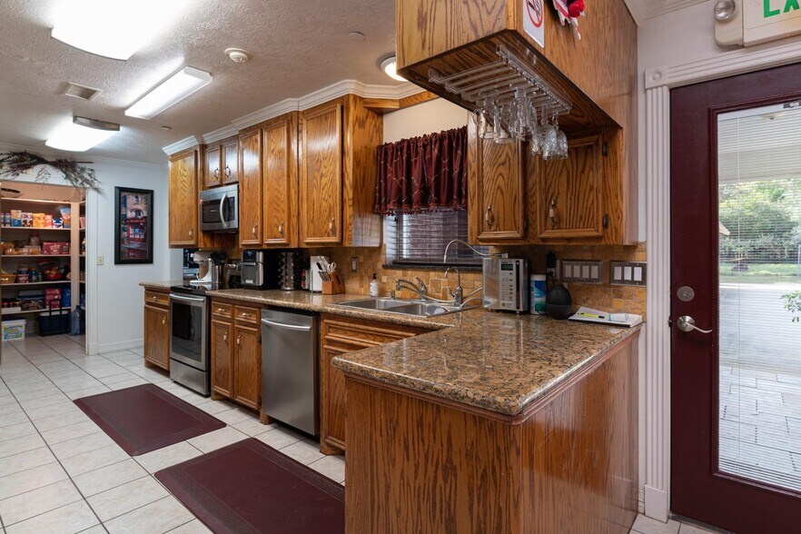 More Photos Of 1234 Ask Street, Willis Continuing Care Retirement Community For Sale