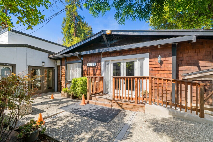 More Photos Of 22427 Montgomery St, Hayward Congregate Senior Housing For Sale