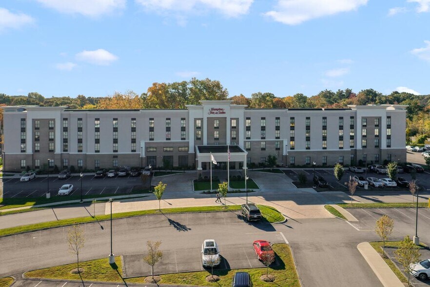 More Photos Of 2-10 Foxborough Blvd, Foxborough Unknown For Sale