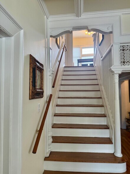 More Photos Of 332 S Plant Ave, Tampa Office For Lease