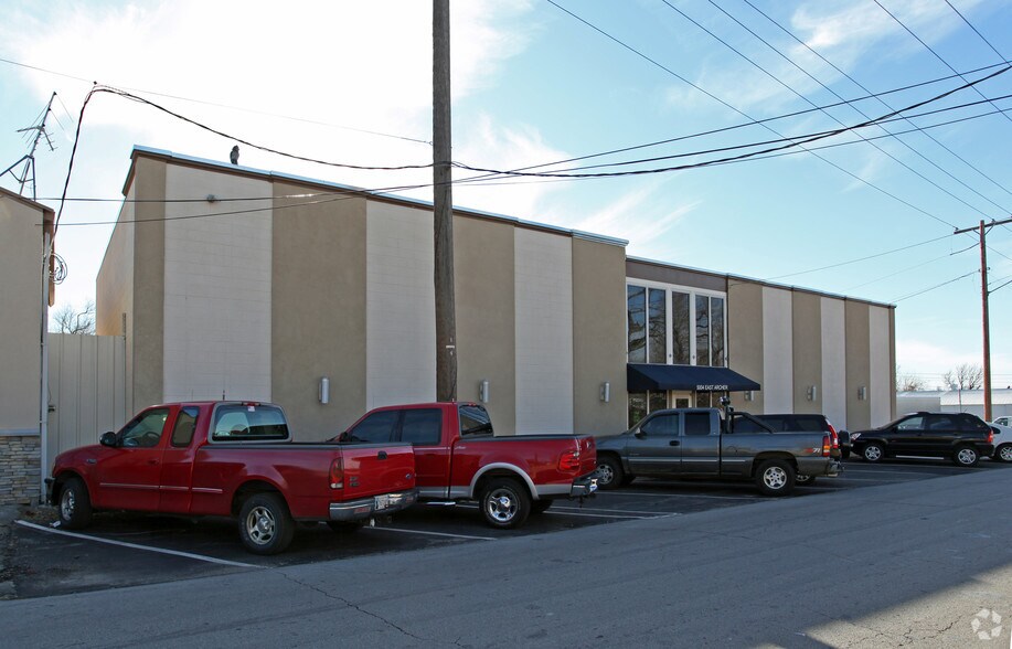 More Photos Of 5004 E Archer St, Tulsa Warehouse For Sale