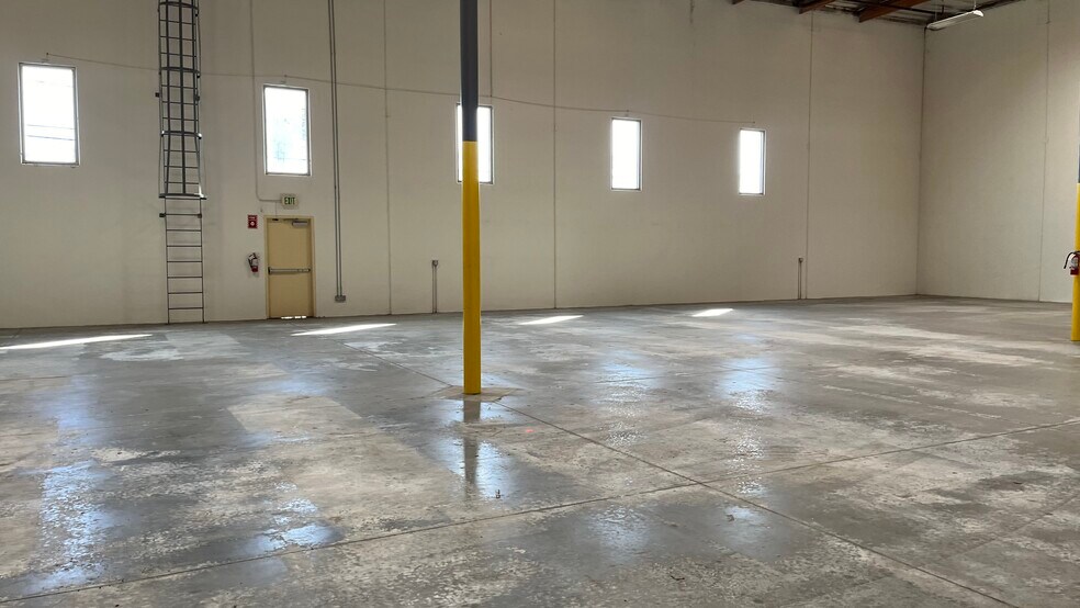 More Photos Of 2023-2027 Chico Ave, South El Monte Warehouse For Lease
