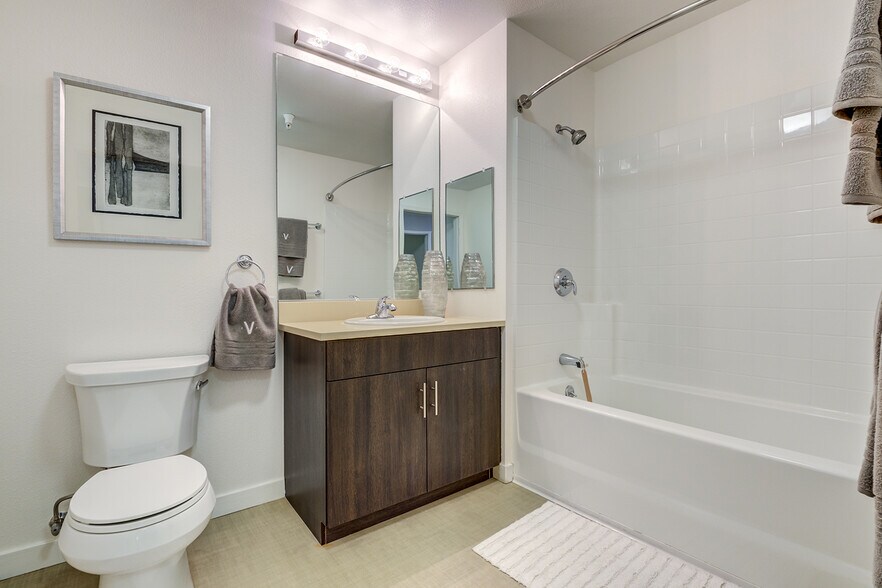 More Photos Of 1155 4th St, San Francisco Apartments For Lease