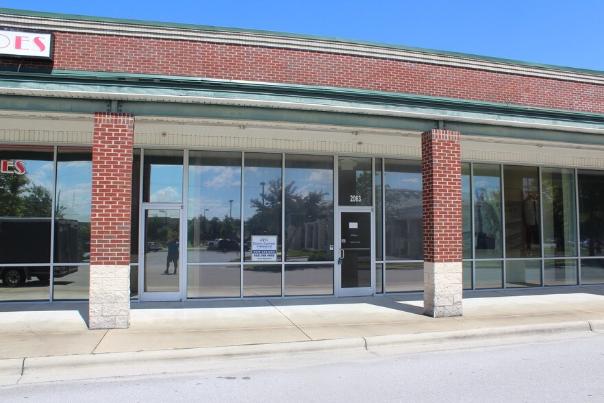 More Photos Of 2019 S Glenburnie Rd, New Bern Supermarket For Lease