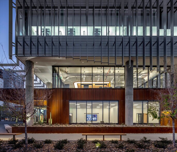 More Photos Of 850 N 5th St, Phoenix Medical For Lease