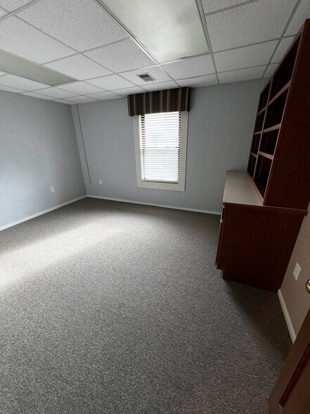 More Photos Of 4920 Reed Rd, Columbus Loft Creative Space For Lease