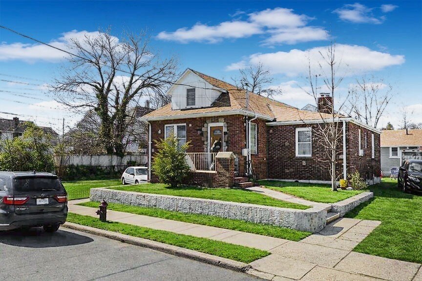 More Photos Of , Staten Island Multifamily For Sale