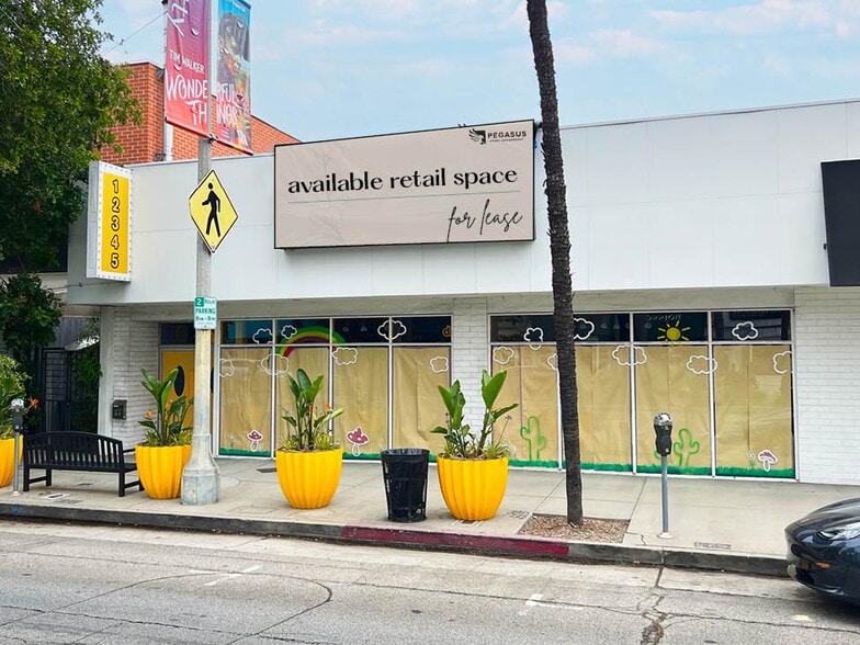 Primary Photo Of 12345 Ventura Blvd, Studio City Storefront Retail Office For Lease