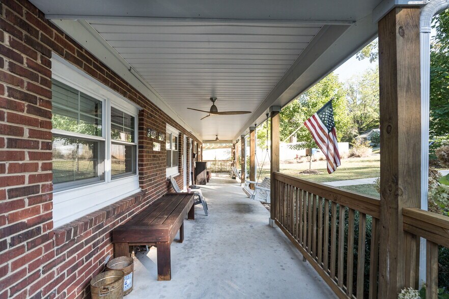 More Photos Of 2404-2410 1/2 Van Dyke Ave, Raleigh Apartments For Sale