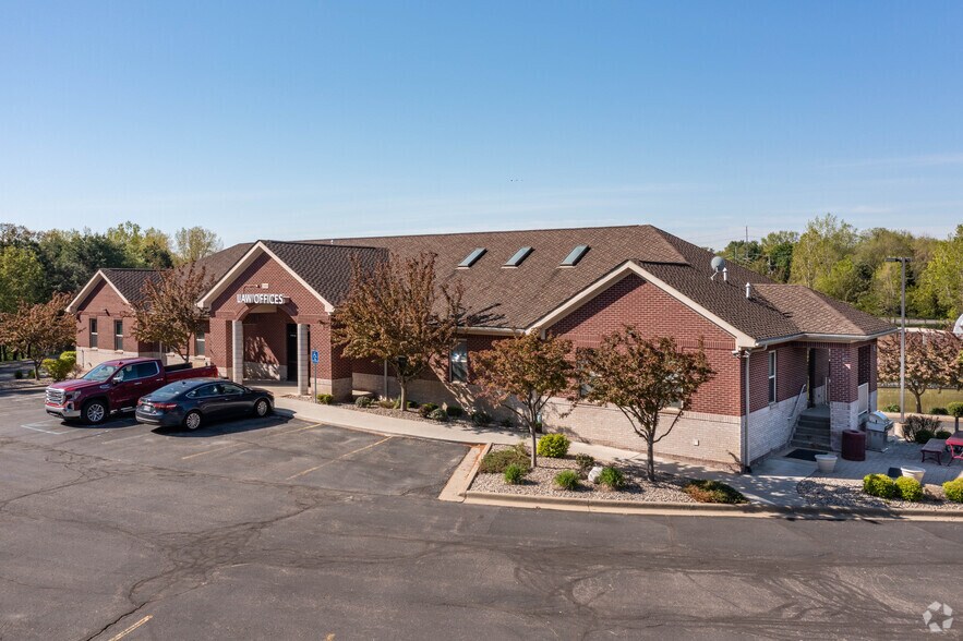 More Photos Of 2000-2160 Grand River Anx, Brighton Unknown For Sale