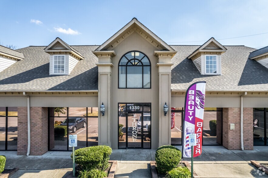 More Photos Of 1330 E Goodman Rd, Southaven Office For Sale