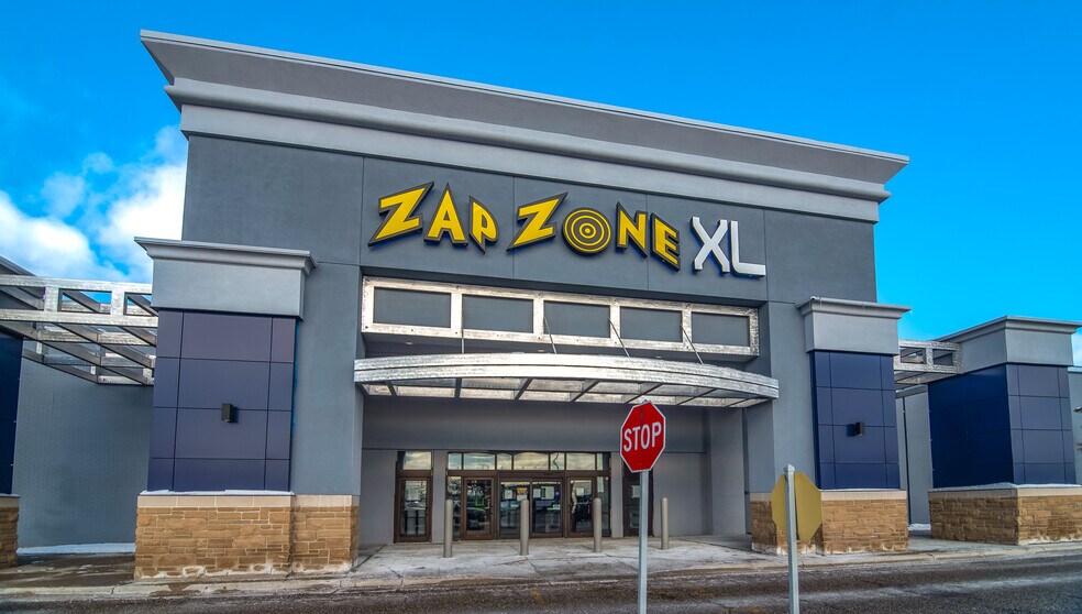 More Photos Of 5330 W Saginaw Hwy, Lansing General Retail For Lease