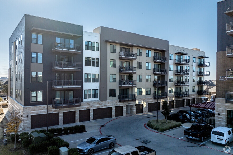 More Photos Of 3517 Windhaven Pky, The Colony Apartments For Sale