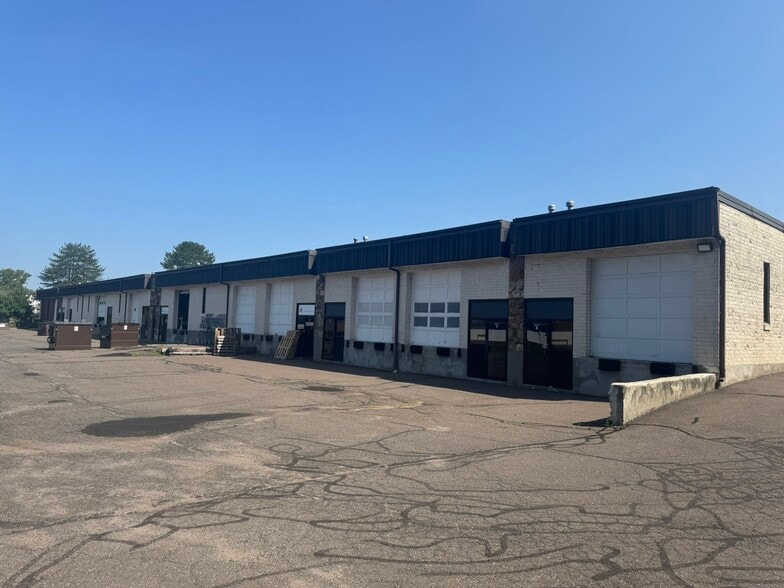 More Photos Of 18 Thompson Rd, East Windsor Light Manufacturing For Lease