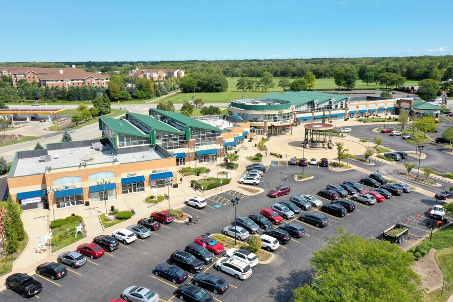 More Photos Of 215-295 Parkway Dr, Lincolnshire Unknown For Lease