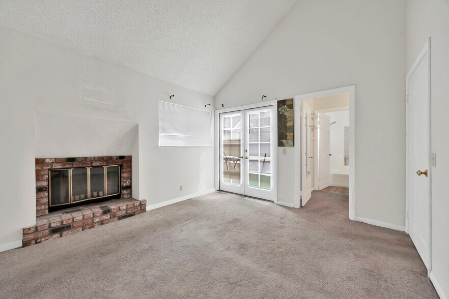 More Photos Of 1835 S Alta Vista Ave, Monrovia Multifamily For Sale