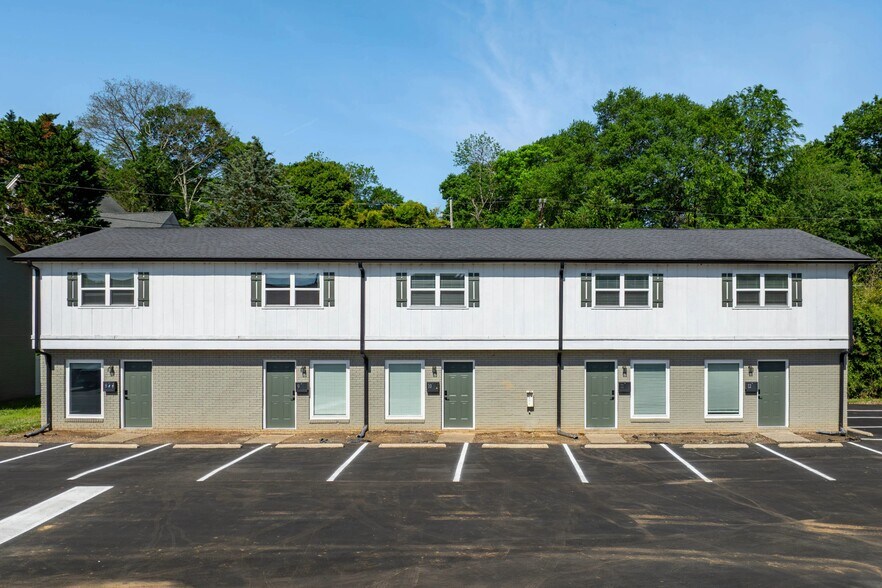 More Photos Of 300 E Charlotte Ave, Mount Holly Apartments For Sale