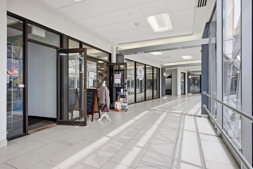 More Photos Of 261 Old York Rd, Jenkintown Medical For Lease