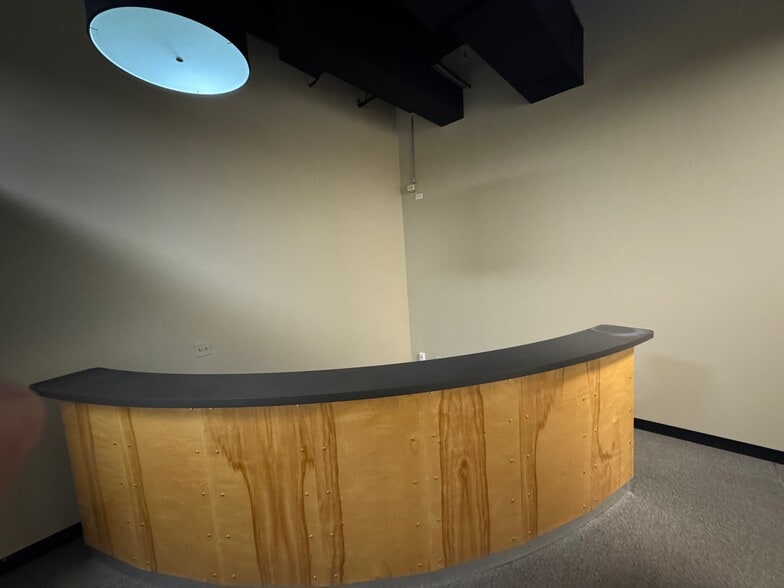 More Photos Of 10-14 W Burlington Ave, La Grange Storefront Retail Office For Lease