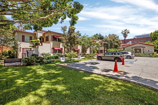 More Photos Of 130 S Euclid Ave, Pasadena Medical For Lease