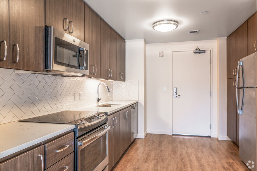 More Photos Of 1115 SW Market St, Portland Apartments For Sale