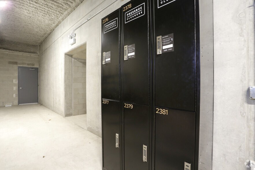 More Photos Of 1519 N Fremont St, Chicago Apartments For Lease